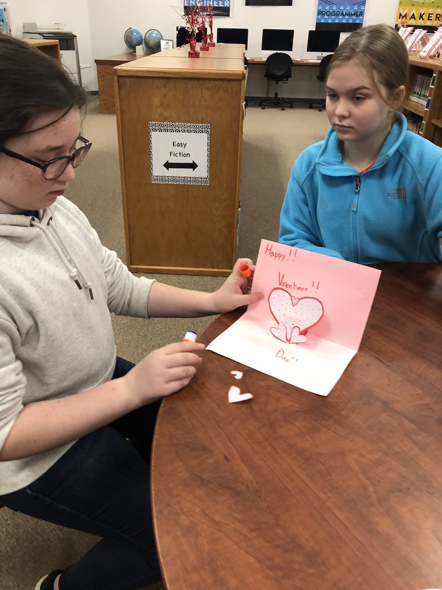 RBE_Library's tweet photo. Maker Space Monday! @RoseBudRamblers @Makerspaces_com @instructables https://t.co/jP5eBPiNxS