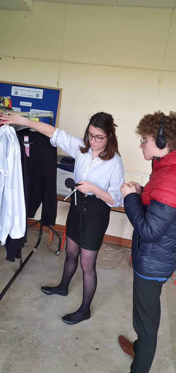 BxA_ExpArts's tweet photo. What a brilliant morning we have had learning about the @SoundmapA project! Our highers and advanced highers got to do some recording of sounds which might potentially be added to the map! @ali_brodie @petestollery #musictech #buildingskills 🎤🎧 https://t.co/KwacXaUP6S