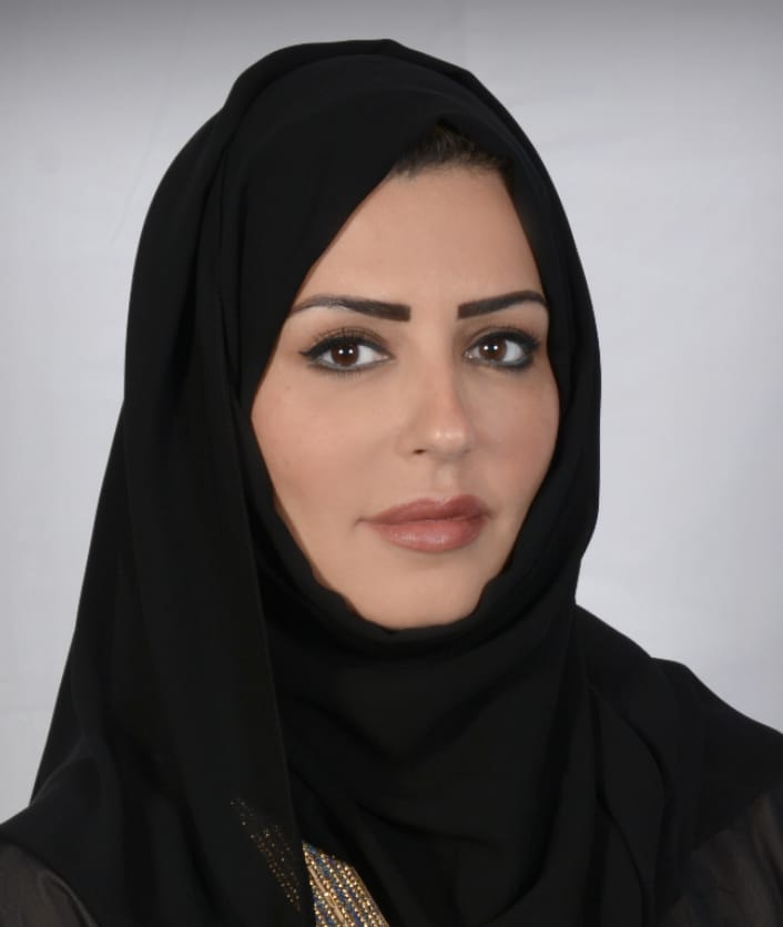 JeddahChamber's tweet photo. برعاية معالي نائب وزير الصناعة والثروة المعدنية لشئون التعدين 
المهندس خالد المديفر 
تقام ندوة التنمية المستدامة والاستغلال الأمثل للثروات المعدنية،

تشارك د.دينا النهدي عضو مجلس إدارة #غرفة_جدة
في جلسة حوارية بعنوان
"ارتباط المباني الخضراء بالتنمية المستدامة والاقتصاد الدائري" https://t.co/Rkkc5RAGdR
