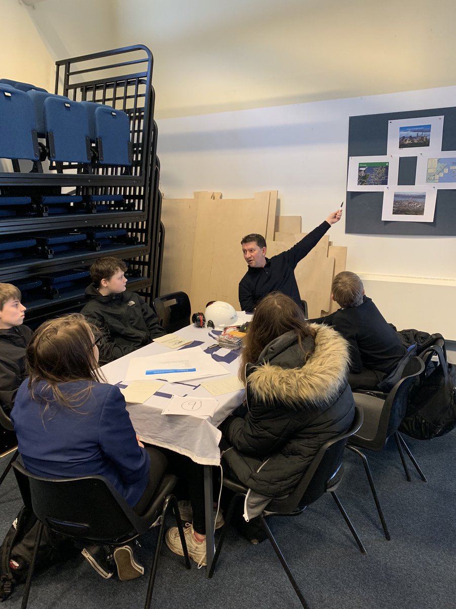 MissGBio1's tweet photo. Brilliant input from our STEM providers today about their careers and the qualities, skills and qualifications required for each particular career pathway. #STEMWeek2020 @LHS_Science_ @LarbertHigh #careerpathways #STEM https://t.co/o40otkZSfW