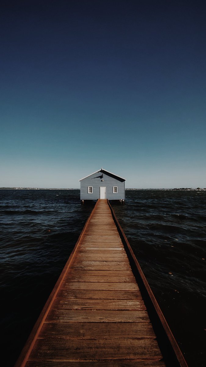 Madariyanhadi's tweet photo. Buat yang kemarin terlewatkan buat free wallpaper dari gue. Silahkan unduh ya; Blue Boat House — Perth, Western Australia.

Taken with Samsung Galaxy S10+ &amp; edited on VSCO https://t.co/HFVtH1Nffs