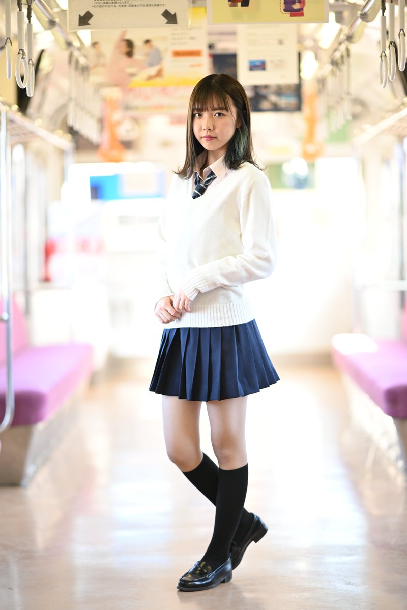 HolorinHikaru's tweet photo. 2/11 #夢宮まりあ @twinkle_kmmc07 さん #キミマチ撮影会 から（１）。

今回も Nikonカメラ使い放題企画😊またまたいっぱい使わせていただきました😆
(#アルピコ交通 様全面協力のもと安全に配慮して撮影しております）

 #上高地線 #新村駅

#松

#Nikon #D780 #AFS105(AF-S NIKKOR 105mm f/1.4E ED) https://t.co/uQZVq1LTWE