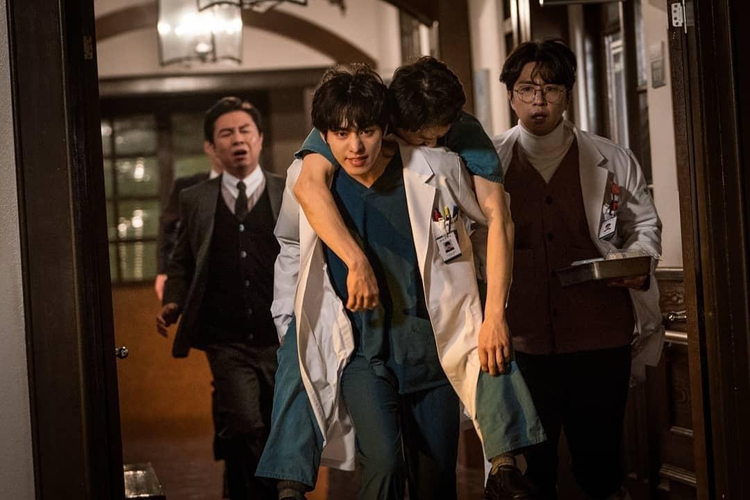 мой любимый учитель дорама. дорама my student teacher. прощайте учитель дорама. проблемная старшеклассница и непутевый учитель дорама. дневник учителя дорама.