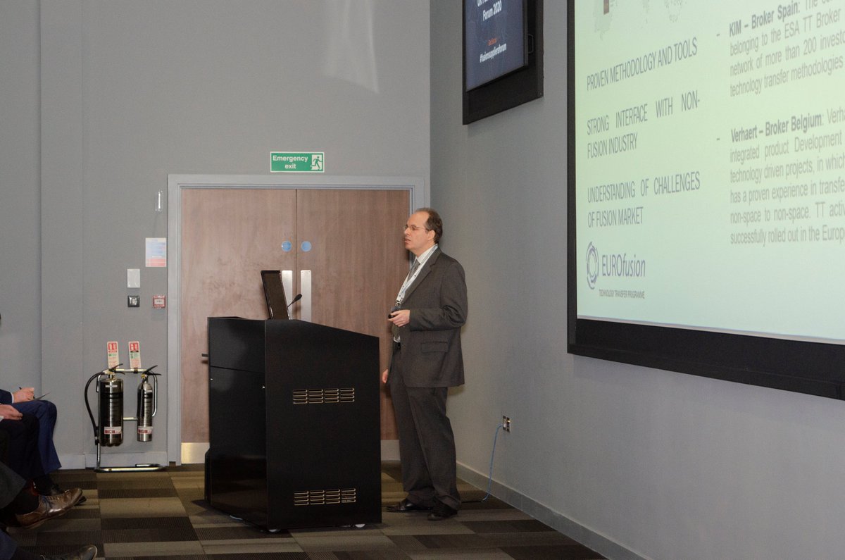 UKAEAofficial's tweet photo. Duarte Borba from @FusionInCloseUp speaks about technology transfer from fusion to industry #fusionsuppliersforum https://t.co/GtnEDQ3Ud0