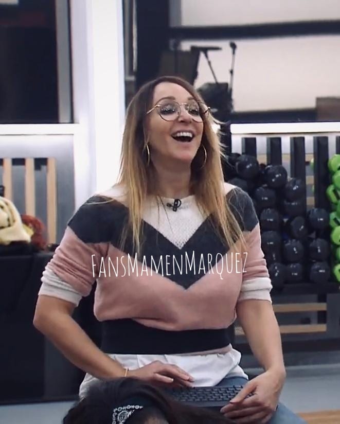 abdcegjk's tweet photo. @mamenmarquezvoz Hoy 11 de febrero en su clase de técnica vocal de OT2020. 😍😍 https://t.co/HyVVA1PlH1