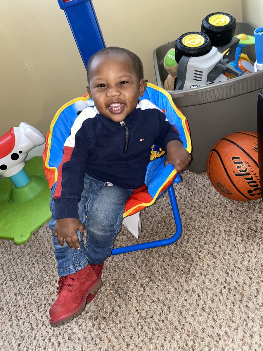 richierich253's tweet photo. Son Son woke up happy to go to school today โค๏ธ #YoungKing #BabyRichieRich #DaddyBigBoy https://t.co/9d8q9N2ne8