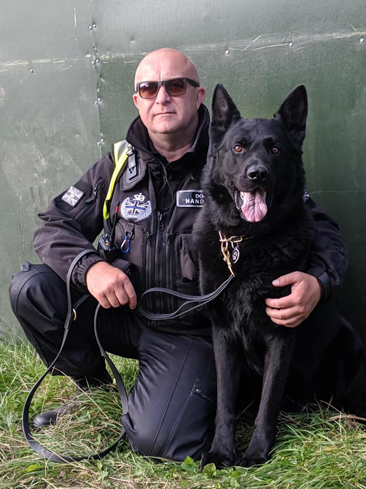 CyberSecurityF4's tweet photo. Jake is our fully qualified dog handler/instructor.

Cyber Watch Security Force Ltd.
Tel: 01322 424 552
Email: info@CyberWatchSecurityForceLtd.co.uk

 #gaurddogs #doghandling #drugdogs #servicedogs #securitydogs #germanshepherd #alsatian #SecurityGuard https://t.co/rLi9HFnnUe