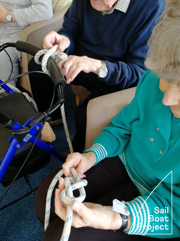 SailBoatProject's tweet photo. Great visit to @BlindVeterans yesterday, practising knots, talking maritime history & please planning #tastersails. You can support this work through our Community Sailing Fund, as an organisation, booking a #sailingcourse or #sailingtrip with us or buying one of our T-shirts! https://t.co/GnFcVgI4wM