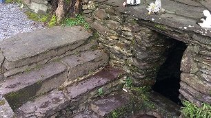 MuintirShe's tweet photo. Lá le Gobnait á chomóradh i mBaile Mhúirne agus i nDún Chaoín inniu. #toise https://t.co/sj4fsT64de