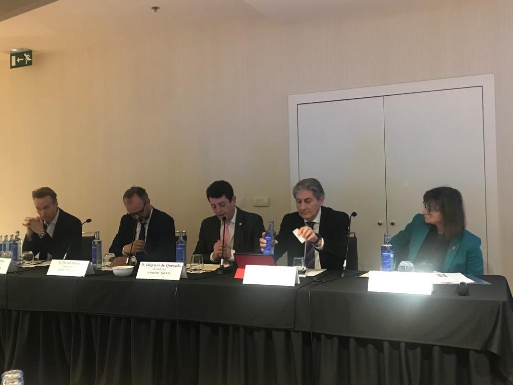travelnewsCND's tweet photo. Se celebra en #Madrid el foro #ReunionLab , en que representantes de entidades como la @MadridOPC , @SCB_FEMP , @ostelea , o @EAE_B_School hablarán de innovación y tecnología para el sector #MICE .
@GrupoNexo #turismomice #innovacion #tendencias https://t.co/aLxO7ZCBg4