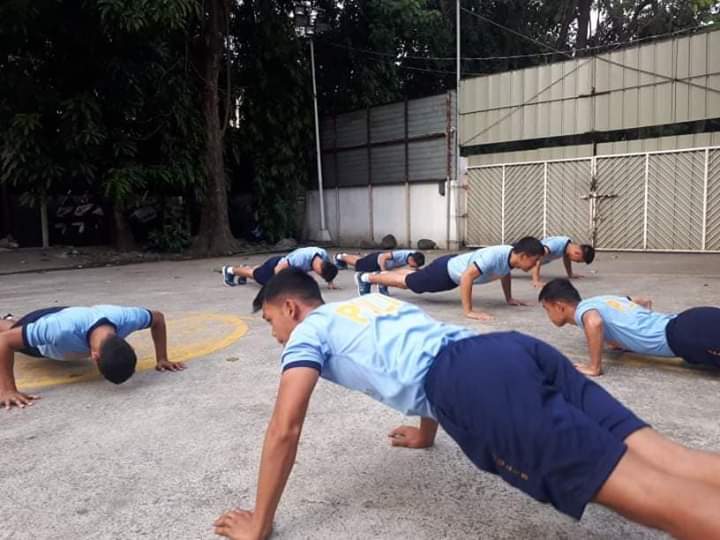34thSAC's tweet photo. Personnel of 34SAC detailed to the Office of the Chief, PNP  during the conduct of Weight  Loss Management Activity at the Official Residence of the Chief, PNP (White House Compound), Camp Crame, Quezon City.

#PNPPATROLPlan2030
#SpecialActionForce
#WeightLossManagementActivity https://t.co/aSDh94DriX