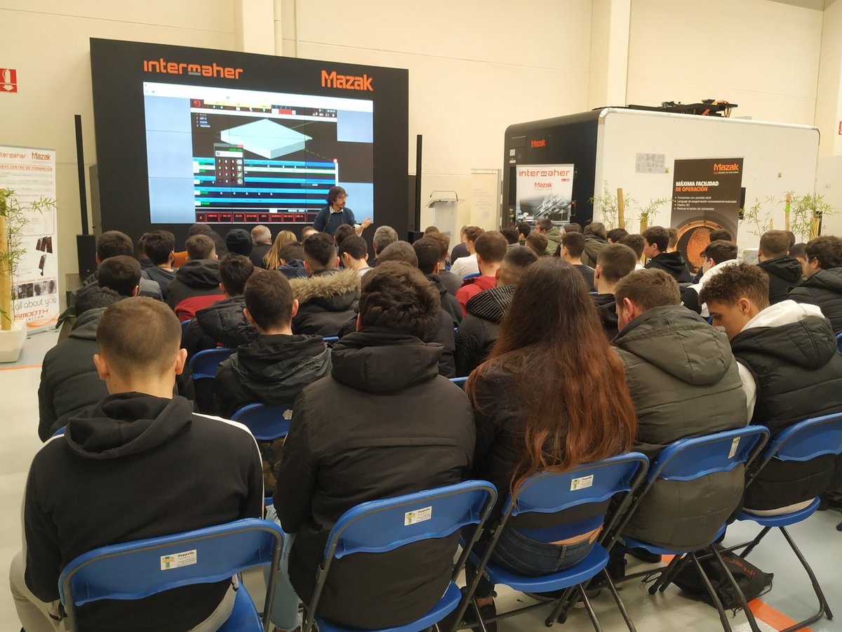 intermaher's tweet photo. Hoy en @intermaher @MazakEurope  acogemos a l@s alumn@s de la Escuela de Formación @Bidebieta_FM 

Orgullos@s de poder mostrarles el inmenso potencial del control #smooth #intermaher #mazak

Ponencia impartida por @Roberto_yei https://t.co/Ea8eaI0zqN