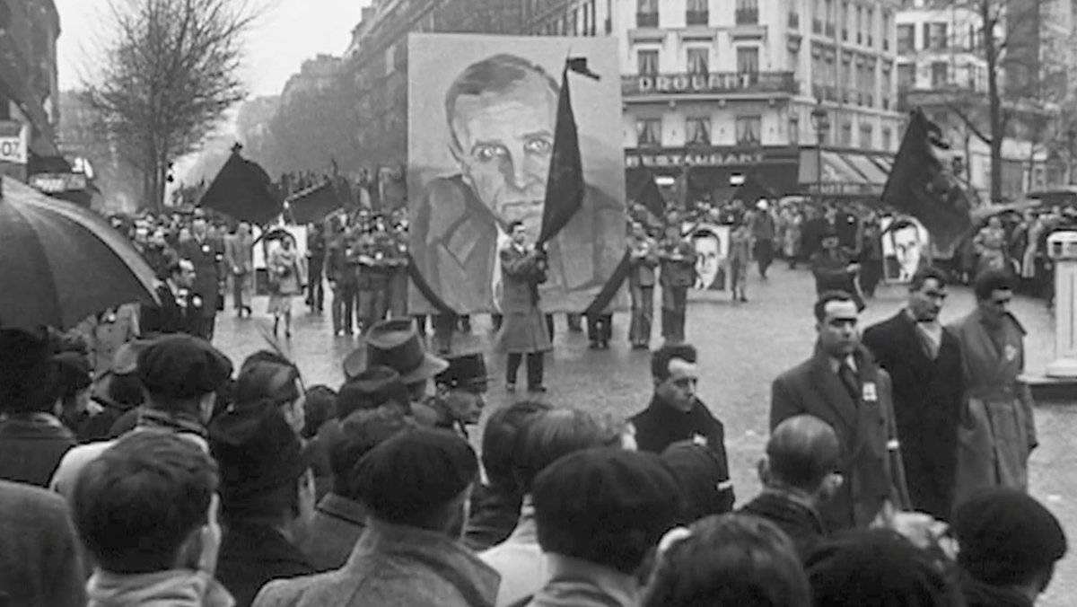 Gilles_Perret's tweet image. Ce 11 février est la date anniversaire du décès d&apos;Ambroise Croizat, bâtisseur de la #Sécu. Une vie consacrée à l&apos;intérêt général honorée par 1 million de personnes lors de ses obsèques. 
Alors que #Macron crée des angoisses pr les lendemains, Croizat voulait nous en débarrasser.