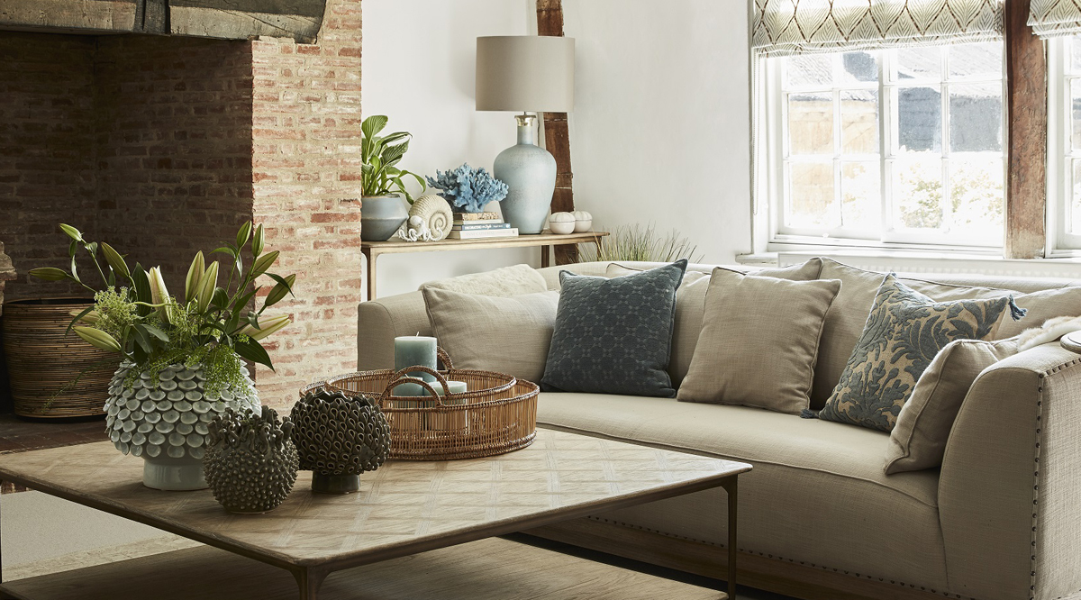 thelibracompany's tweet photo. Introduce natural materials into your home with our Padstow collection.

Inspired by the beauty of the British shoreline, it’s brimming with distressed wood finishes, rattan accents and hints of greenery.

#TheLibraCompany
#NaturalMaterials https://t.co/MnidRklIf6