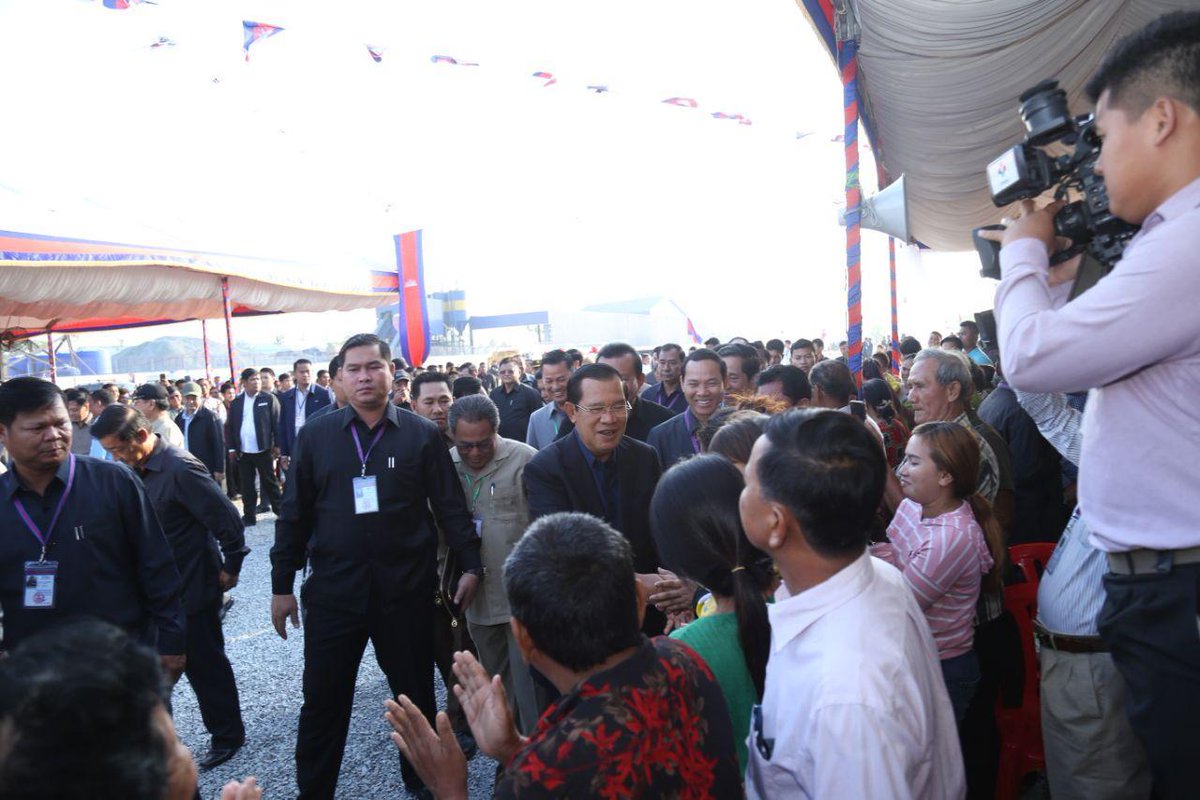 KanhaPuth's tweet photo. PM Hun Sen Asks for Cambodia-RoK Friendship Bridge in Phnom Penh
https://t.co/ASrCFgXhB8
#Cambodia #Peace #Development #Democracy #Rok #Korea #HunSen https://t.co/vYweOY6yPh