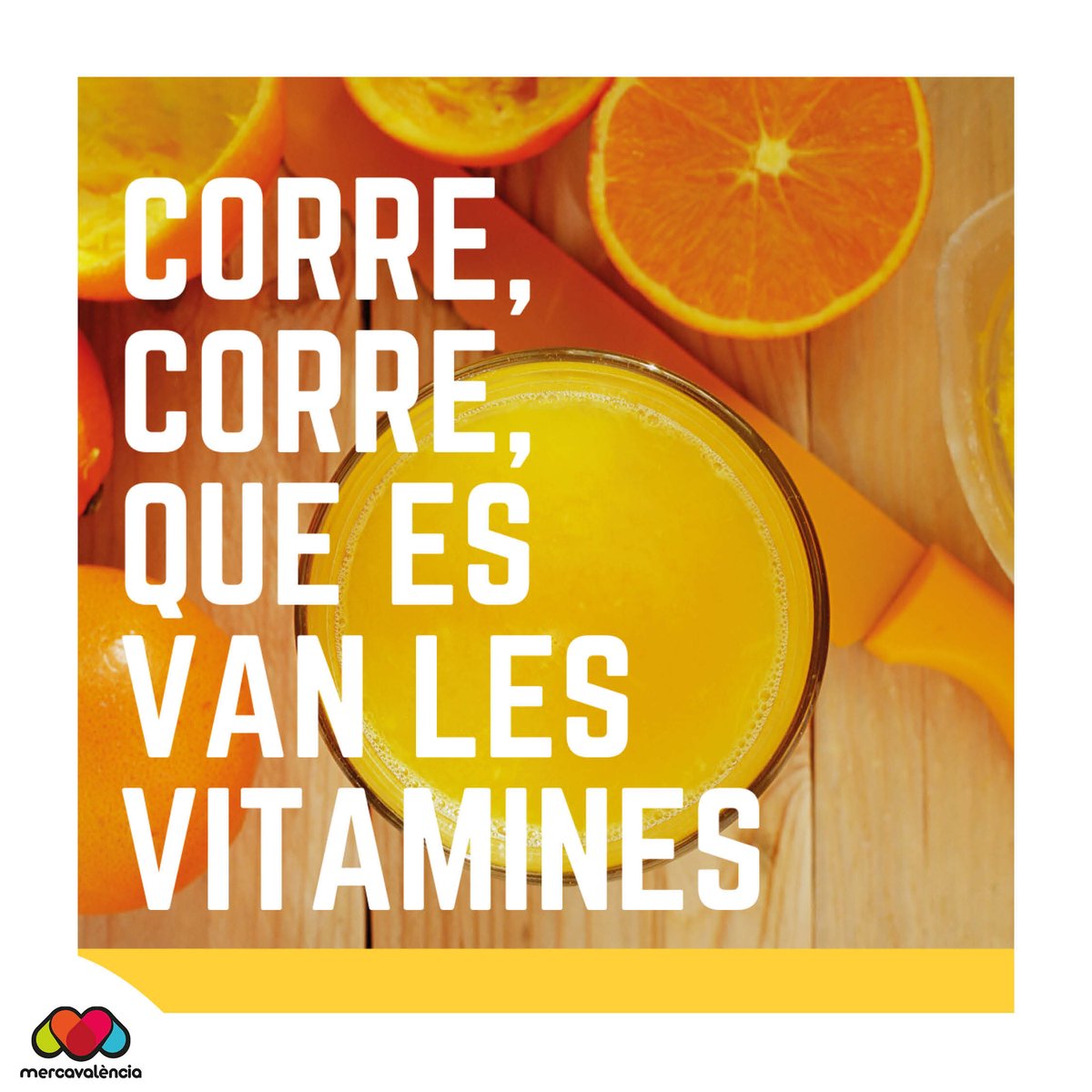'Corre, corre, que es van les vitamines!'🍊 Quantes vegades vos han dit açò mentre vos feien beure el #SucDeTaronja 🤣 ? Fins que no passen 12 hores no es va la #VitaminaC ✨Això sí, el suc acabat d'espremer, té un encant especial i més si les taronges son de #Mercavalència🧡!!