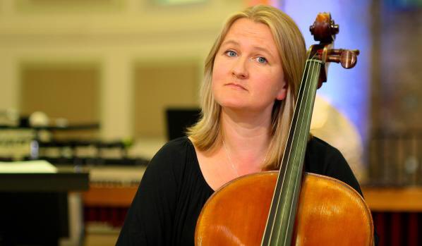 PsapphaEnsemble's tweet image. Psappha players have been very busy this week!
One to one #ComposingFor workshops for Piano, Accordion, Cello &amp;amp; Sitar.
2 Composition workshops @ManchesterUniv for Flute, violin &amp;amp; piano; cello &amp;amp; percussion.
A Composition workshop @RNCMvoice for mixed ensemble 

36 composers! 😅