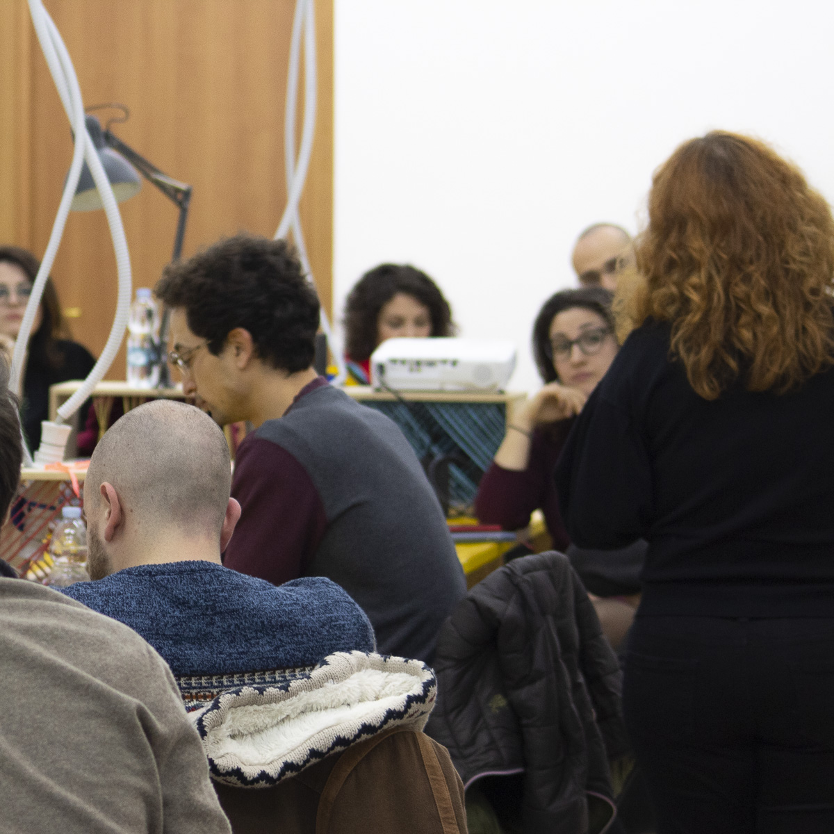 lacapagrossa's tweet photo. Accelerator in Tandem // Workshop di orientamento alla carriera
GIORNO 1: come presentarsi efficacemente. 

Ognuno dei partecipanti ha avuto 3 minuti per raccontare la propria storia, mantenendo alta l'attenzione del gruppo.

#Tandemforculture #TandemEurope #Doitogether https://t.co/EqYgxhLZZf