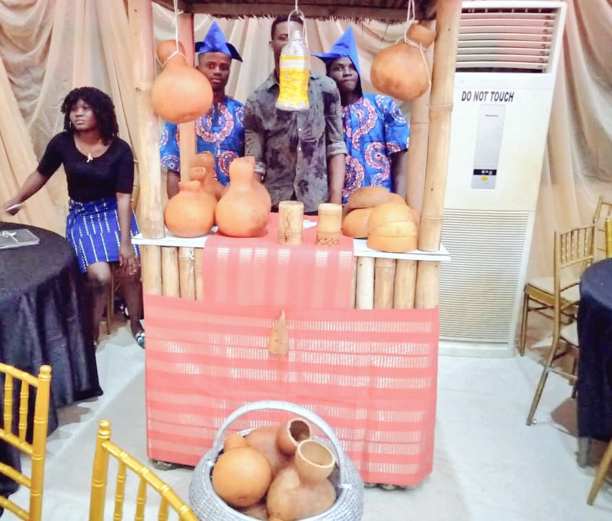 96idad's tweet photo. For best quality, original palmwine (undiluted

We deliver to homes/offices etc. and provide services for events

Pls call 07066711747
Follow on IG: @ palmwine_papi https://t.co/yU994SqHlw