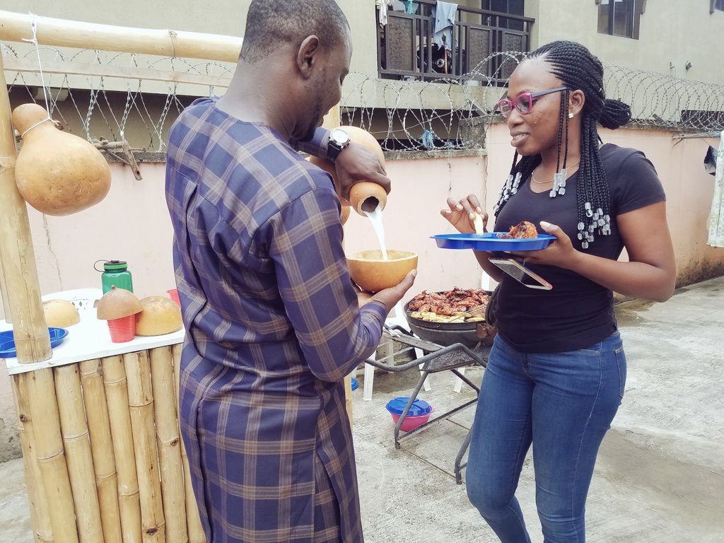 96idad's tweet photo. For best quality, original palmwine (undiluted

We deliver to homes/offices etc. and provide services for events

Pls call 07066711747
Follow on IG: @ palmwine_papi https://t.co/yU994SqHlw