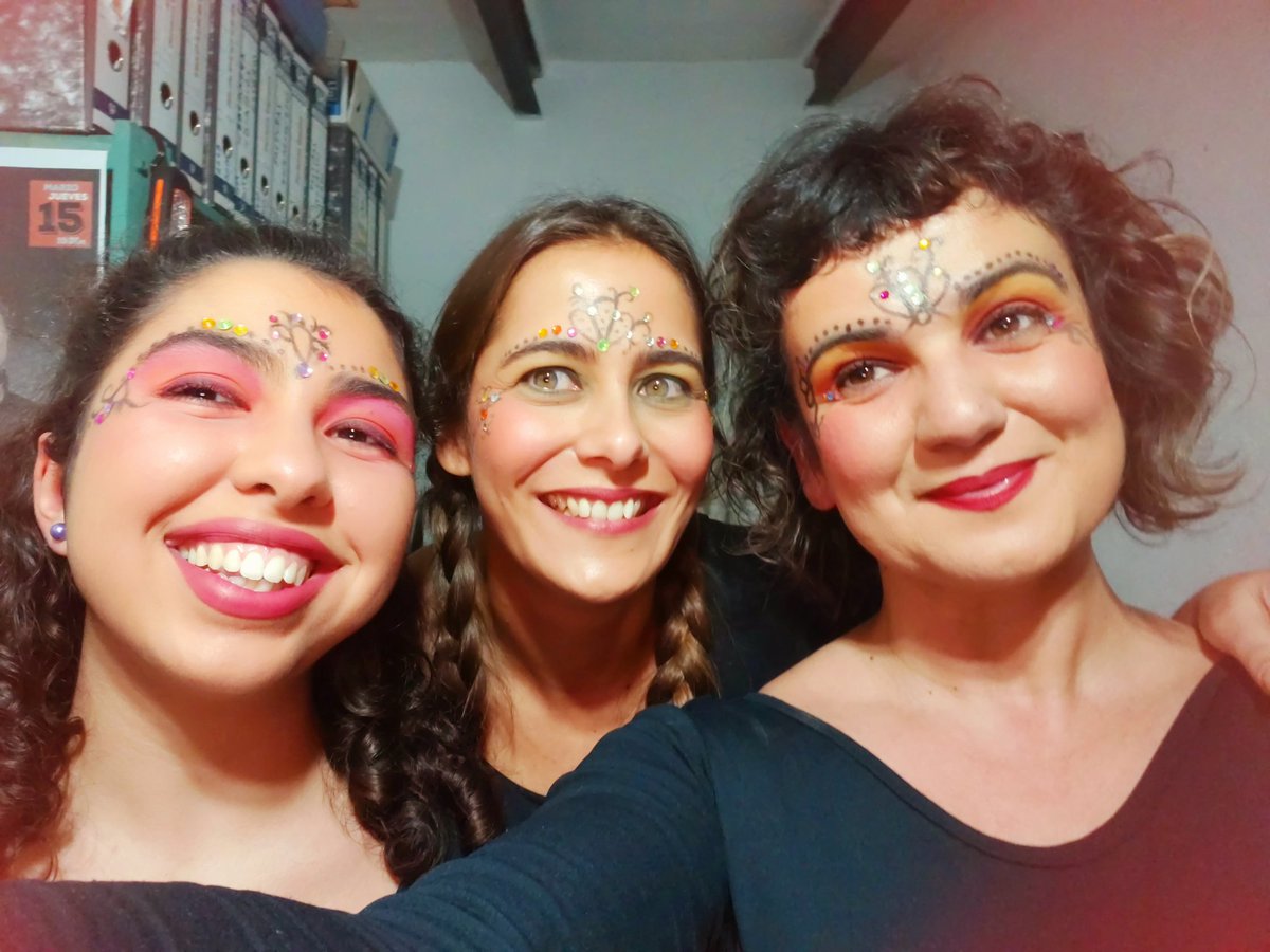 Función de <a href="/ZalattaTeatro/">Zálatta Teatro</a> en #zaladeteatro
#palabrasdepapel 
<a href="/Laura_Escuela/">Laura María Escuela</a> 
#consumeteatro