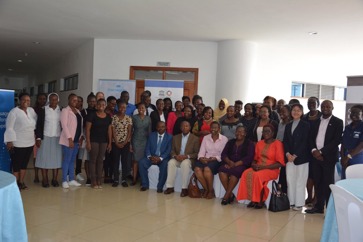 Celebrating #WomenInScience <a href="/uonbi/">University of Nairobi</a> with <a href="/MicrosoftAfrica/">Microsoft Africa</a> <a href="/RobogalsEMEA/">Robogals EMEA</a> <a href="/EduMinKenya/">Ministry of Education, Kenya (MoE)</a> 
special focus on #agriculture #technology #DigitalEconomy