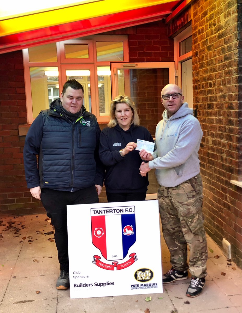 Tanny Committee Member <a href="/Poggers83/">Jᴀᴍᴇs Rᴏᴅɢᴇʀ</a>, with <a href="/micky_t73/">Micky T</a> of Mick Taylor Brickwork presenting a £500 donation to Jane Robinson of the Space Centre Preston, to help with upkeep of the newly erected canopy recently installed by Mick and Steve Ashcroft. <a href="/BSupplies/">Builders Supplies (West Coast) Ltd</a> @petemarquiscontractors