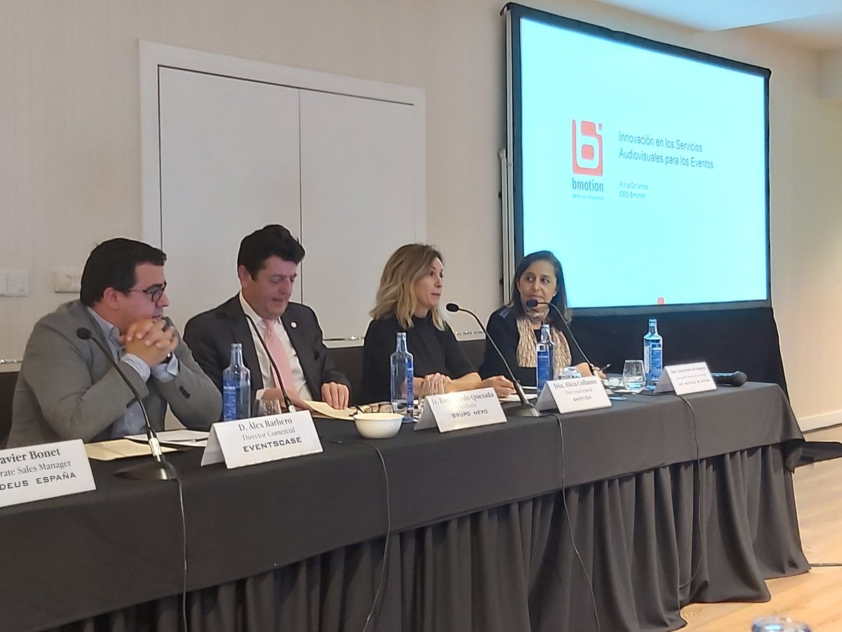 MadridOPC's tweet photo. Interesante intervención sobre tendencias, innovación y tecnologías en el mercado MICE, de @CollantesAlicia Directora General de @bmotionav en la que nos sorprende con la Realidad Virtual Multiview durante la #ReunionLab de @GrupoNexo en el @eurostars Madrid Tower https://t.co/g4tnghX0mQ