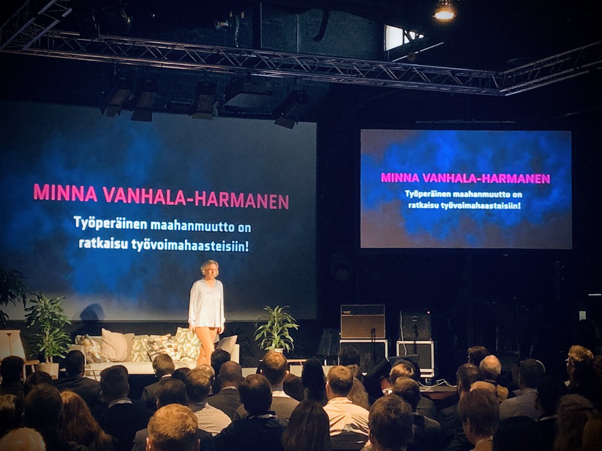 #Pohjalaistavetovoimaa vuorossa Suomen epävirallinen rouva kohtaanto-ongelma <a href="/MinnaVanHar/">Min Vanhala Harmanen</a> 

Tosin, Minnan sanoin ”Mieluummin olisin virallinen rouva kohtaanto-ongelman ratkaisija.” 🏆

#yhdessätehdään #työvoima #ammattilaiset #työelämä <a href="/BaronaCareers/">bugbountytest</a>