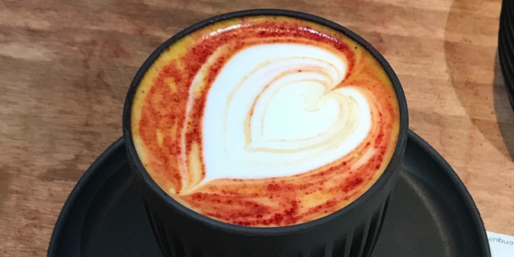 LondonSmallBiz's tweet photo. #TumericTuesday @FeastandFeast setting me up for busy week Lunch & Learn from Chaos to Calm with @mywardrobezen Prepping for #Frozen Half term workshops @dancegroovesUK @HalfmoonPutney & @EddieCatzLtd #londonnetworking #lsbnlondon #guestspeakers #tumericlatte #eventplanning2020 https://t.co/sIjdvrvUFA