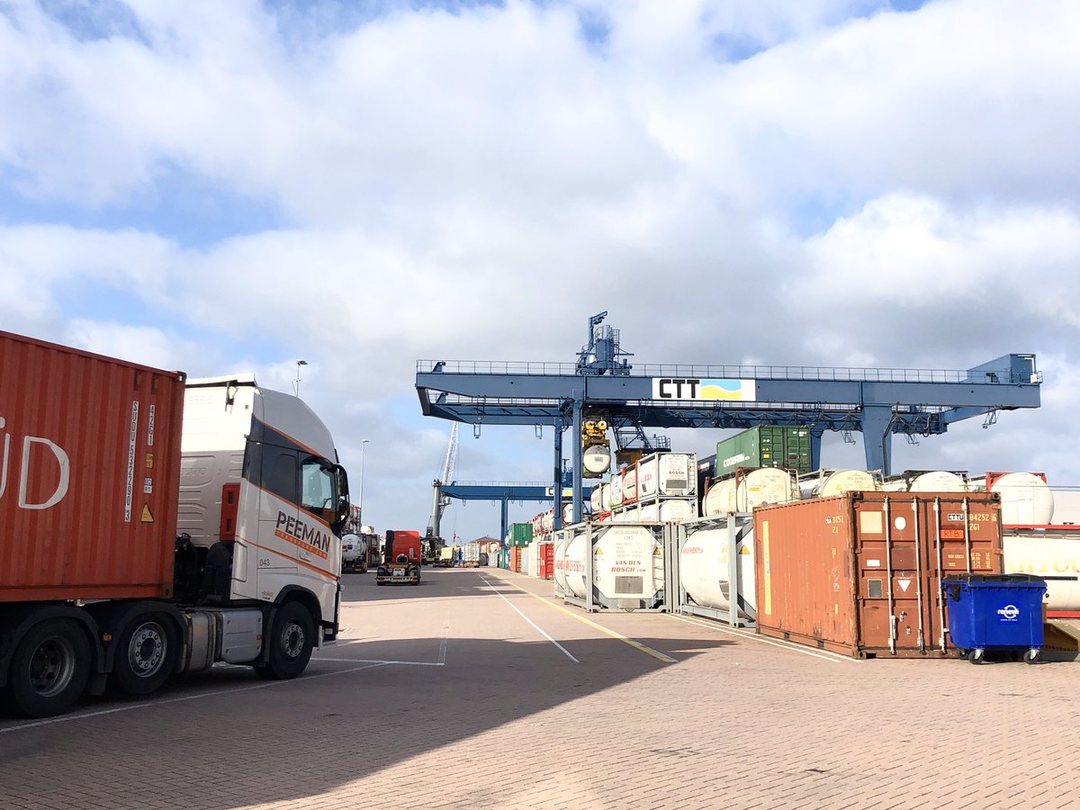 Data2Move's tweet image. Just arrived at Den Hartogh where the Data Driven Last Mile event is about to kick off!