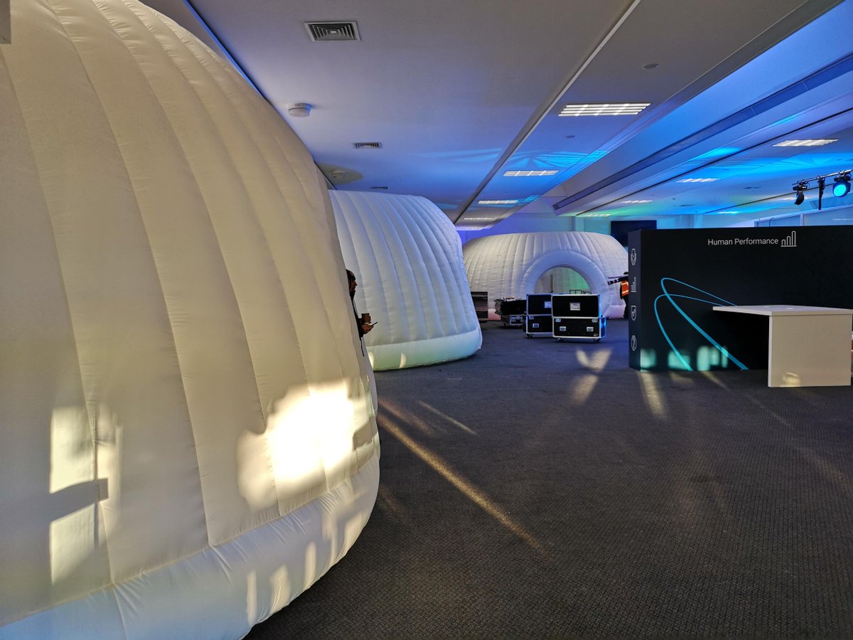 optixevents's tweet photo. Super quick large meeting spaces @ Southampton Docks.⏩🤝
#inflatable #popup #inflatablestructure #popupstructure #popupevents #breakoutspaces #meetingspaces #eventprofs #eventplanning #events #venues #eventtech #conference https://t.co/uQnQ27knt5