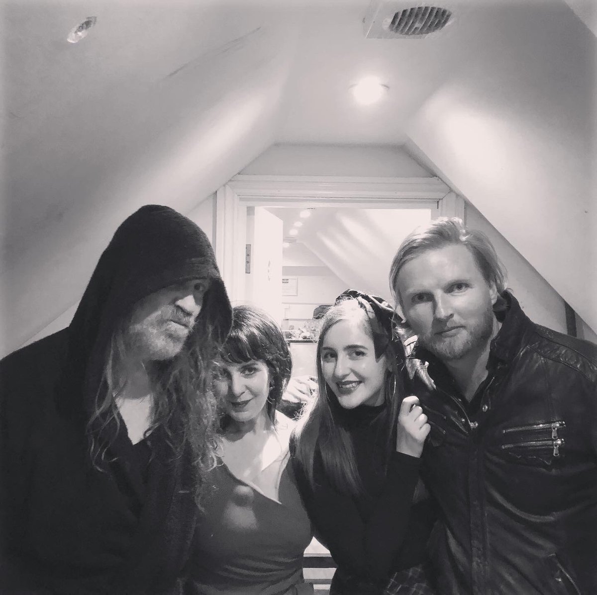 tomhickox's tweet photo. Ah, the picture of backstage rock’n’roll, taken after my final gig on the @JulianHCope tour in Bristol on Sunday. Julian is an inspirational artist, a giant, and he and his wife and daughter, @OnThisDeity and Avalon, have been so generous to me.... https://t.co/gFr9xzrSNt