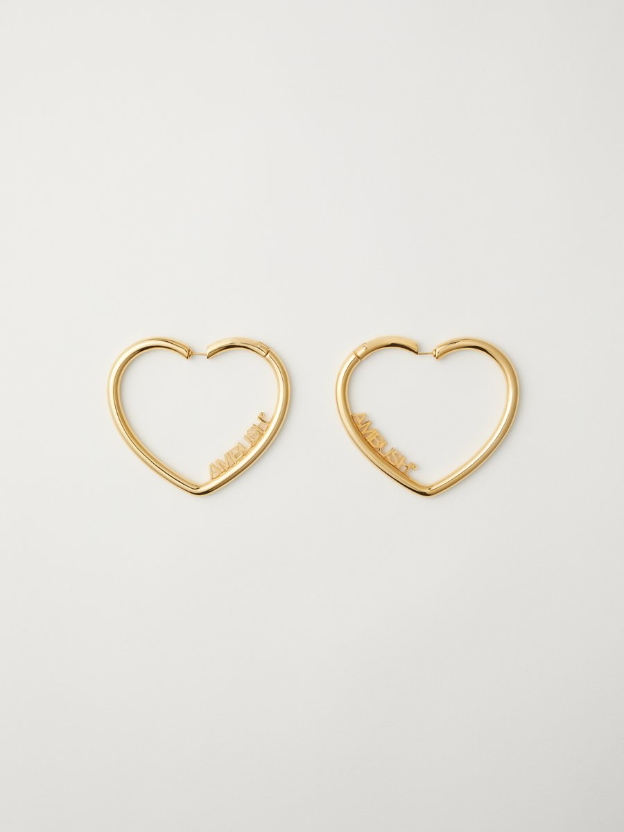 【AMBUSH】HEART EARRINGS 2色展開 Gold Silver 要在庫確認 EQfXAOqUwAUXttL.jpg
