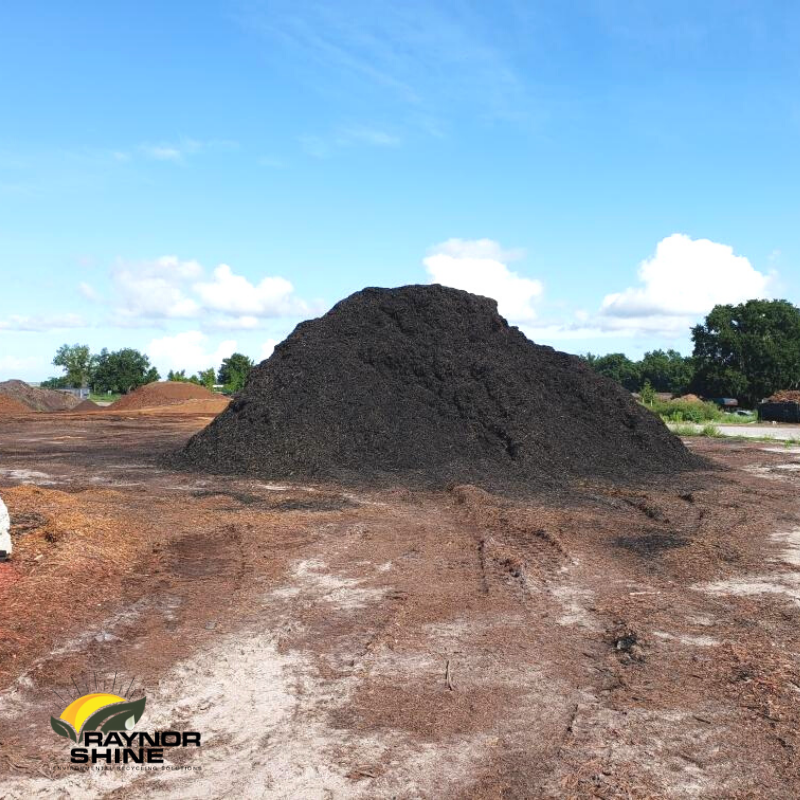 RaynorShine_us's tweet photo. Don't just guess the amount of mulch you need. Use our mulch calculator! We're here to help make the job easier for you every step of the way. https://t.co/8bj9sznfub 

#RaynorShine #TipTuesday https://t.co/UCaPW2cXh5