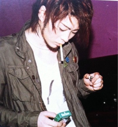 朔 Fཀf ﾉ エース清水 聖飢魔ii このお方は本当に理想の男性像 悪魔だけど Face To Aceのaceさんではなく ココ重要 聖飢魔iiのエース清水長官が理想 才能の無駄遣いレベルの一魔芝居 意味わからん足の長さとかトークの面白さとか本当私の理想が詰まりに