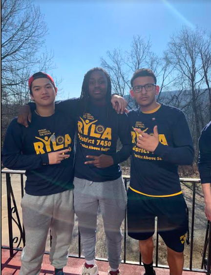 MariaSavini32's tweet photo. Kudos to Interact Club members, Wilson Li (left) and Omar Bedak (right) for participating in the Rotary Youth Leadership Awards this past weekend. A special thank you to the King of Prussia Rotary Club for sponsoring their participation. #UMASDistheplacetobe @UpperMerionSD https://t.co/hSfSuySfh5