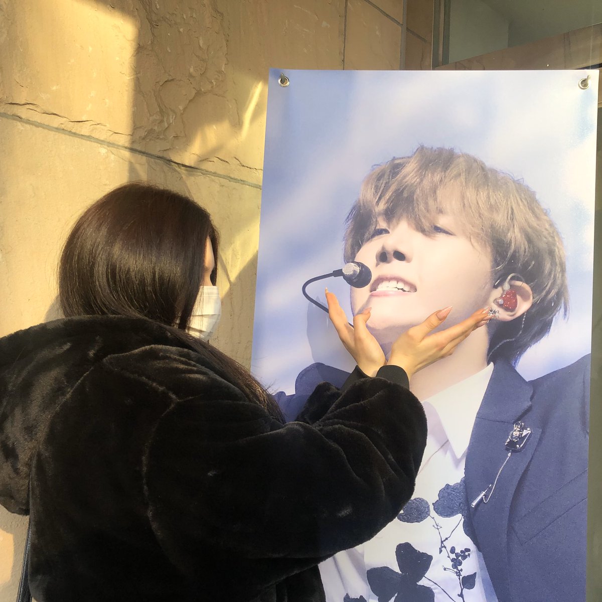 tryoppa's tweet image. I am so happy to be able to be in Seoul and celebrate Hoseok's birthday, thanks BTS and @Hopefully940218 @jazoohongdae