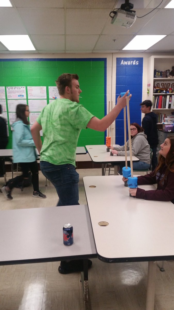 WebsterCoFBLA's tweet photo. Business students had fun sorting accounts by normal balances! #1WC https://t.co/kLdiHXw6pE