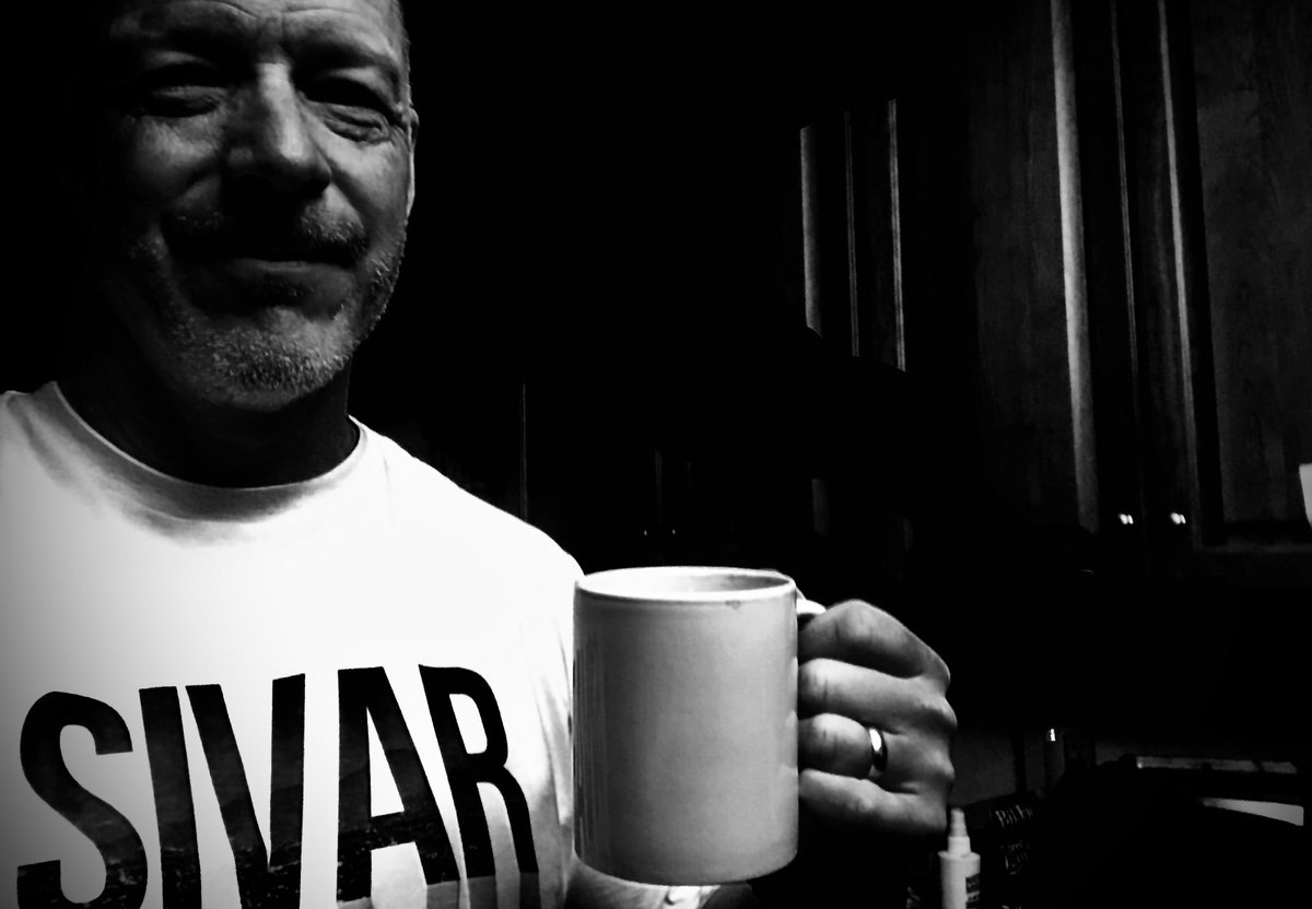 OneTeamRob's tweet photo. Praying for my @PNCSV Brothers and Sisters with my morning coffee *** Stay true to the mission #teamPNCSV your leaders are fighting as hard as they can for you and yours! #prayershelp @nayibbukele @fulloa51 @RogelioRivas @OsirisLunaMeza @Director_PNC #PCT https://t.co/28U8KT6lln