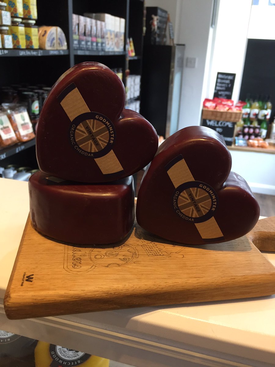 penartfo's tweet photo. Don’t forget it’s Valentine’s Day on Friday. We have lots of gift ideas. Pop in and take a look. https://t.co/UUx8qIebxr