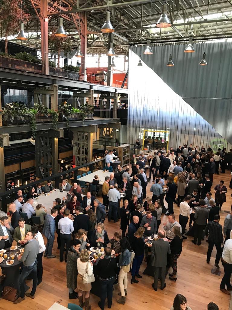 Vanmiddag hebben wij in de industriële LocHal te Tilburg met al onze collega’s een ‘Kick-off 2020’ bijeenkomst waarin wij elkaar inspireren over belangrijke thema’s. Wij hebben er zin in!
#future #verbinding #workinprogress