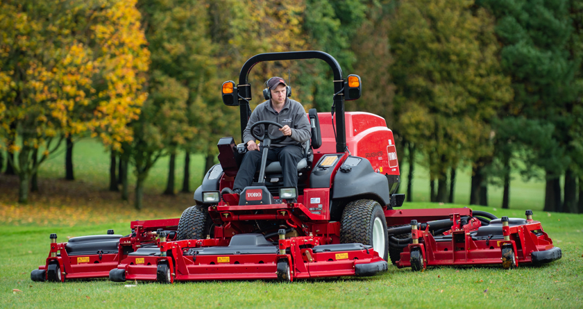 NEWS: Groundsmaster 5900-D headlines first <a href="/TheToroCompany/">Toro</a> fleet for Cotswold Hills GC – ow.ly/zcwO50yja2z