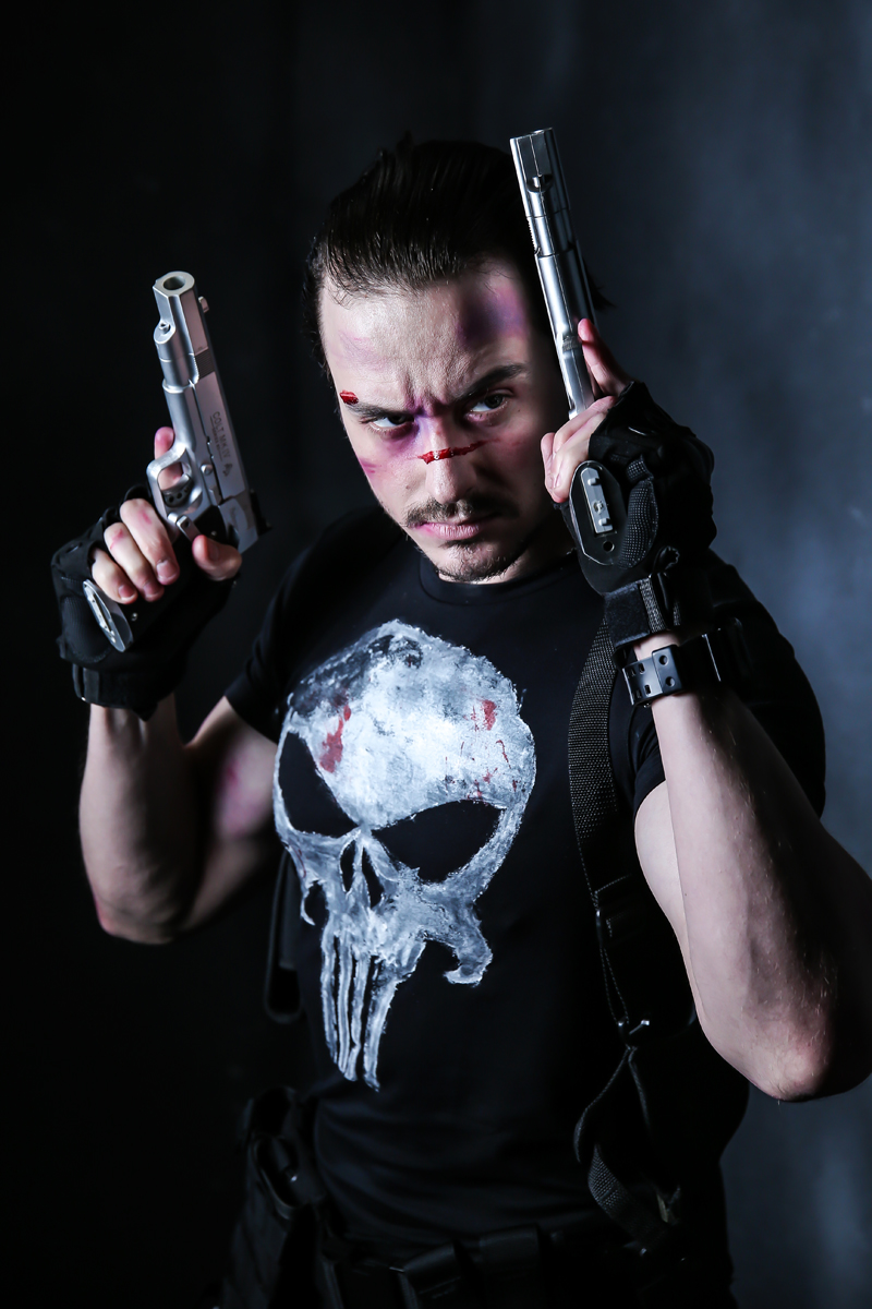 ザン ウー 銃を構える男達の鋭い眼光 パニッシャー Billyさん バイオハザード ダムネーション Jd ゴリアテくん T Co Jtwxam4ycg Twitter