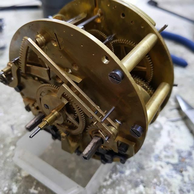 Sc0ttJeffery's tweet photo. Guess this rack kept slipping? Also no collet to hold it in place. Nice work https://t.co/zijCrkcMcT https://t.co/XsKc4Urm0j