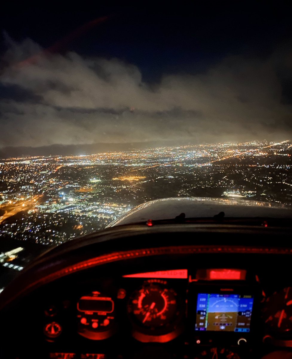 avaniisingh's tweet photo. Cruising at midnight blasting #Rare2020 into my headset. Found you a #SweeterPlace @selenagomez ๐ซ #FlightDeckMonday https://t.co/vd5sDR8qfg