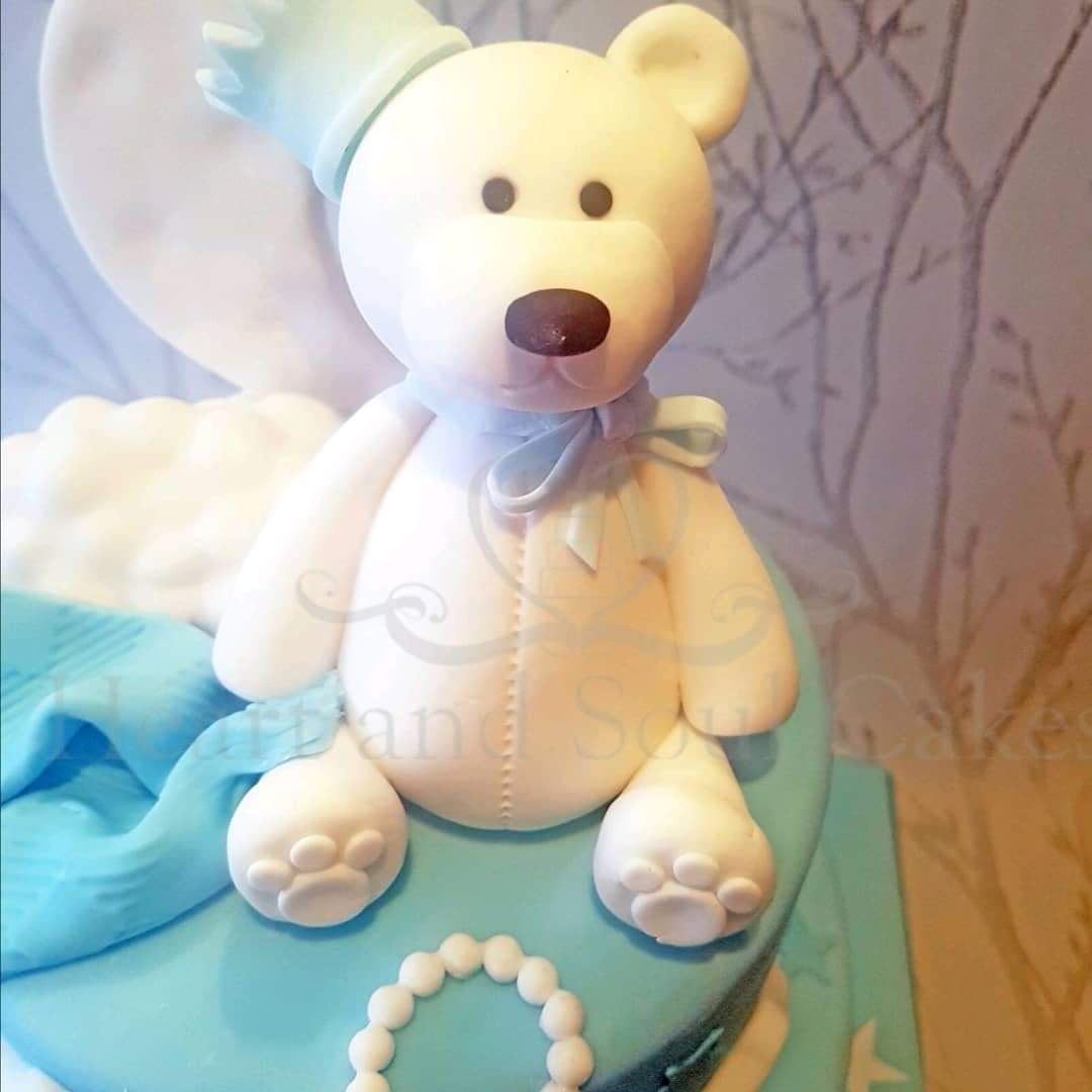 HeartandSoulCa1's tweet photo. Seems I never actually got round to posting this cake.I can believe I didn't as I loved making this the teddies are just oh so cute!! Don't you think so too? #christeningcake #bluechristeningcake #teddycake #teddychristeningcake #heartandsoulcakes #HASC #makingmemoriesnotjustcake https://t.co/jpHonwYOUt