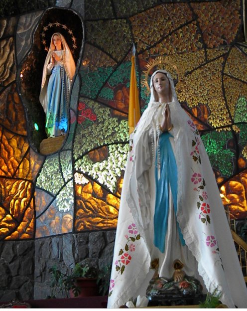 betomolina_mza's tweet photo. En este día de la Virgen de #Lourdes que nuestra gran peregrinación al Santuario del #Challao en #Mendoza nos una como pueblo en diversidad, amor, justicia y profunda solidaridad.
Sin exclusiones ni discriminaciones de ningún tipo.
Un pueblo y su fe en marcha https://t.co/xHpO3kchSu