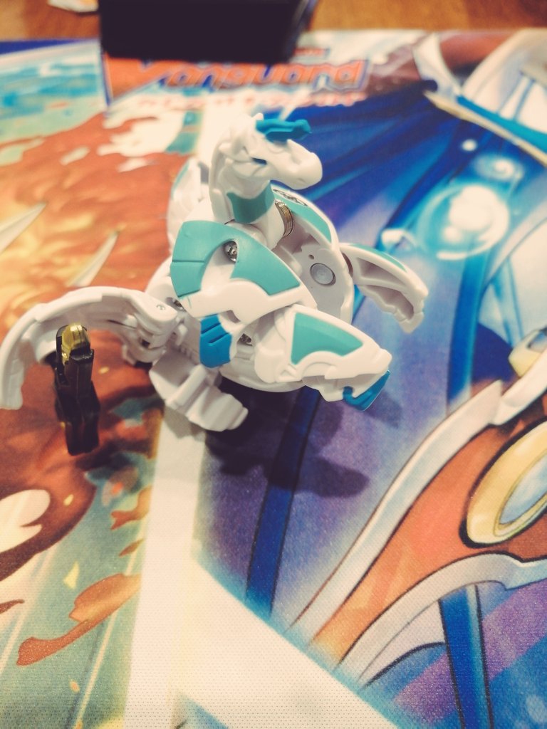 TatsuyaOrimura's tweet photo. Pegatrix can stand
#BakuganArmoredAlliance #Pegatrix https://t.co/5wXvZexCYX