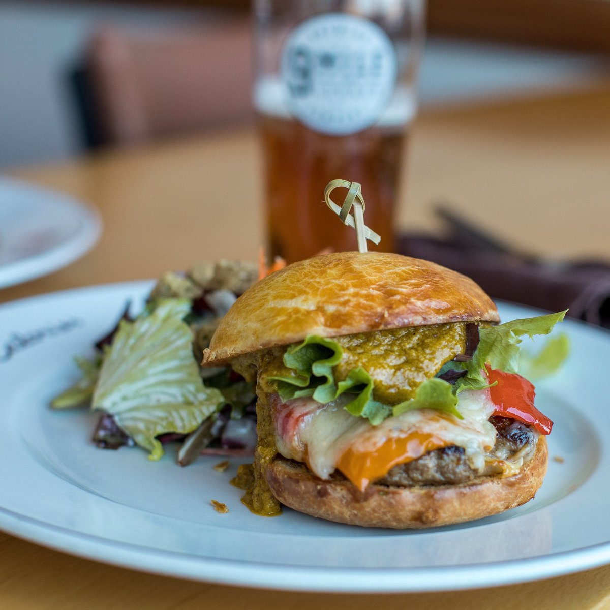 “Things work out best for those who make the best of how things work out.” John Wooden 
#burgertuesday
-------------------
Local beef burger w/ fried jalapeño, local bacon &amp; Jack cheese